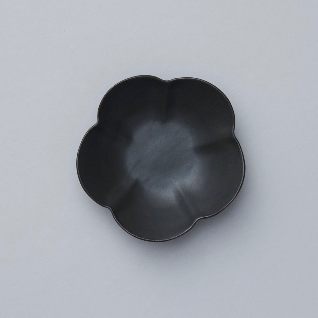 Yoshida Ume Bowl, Elegant Black, 175mm x 45mm